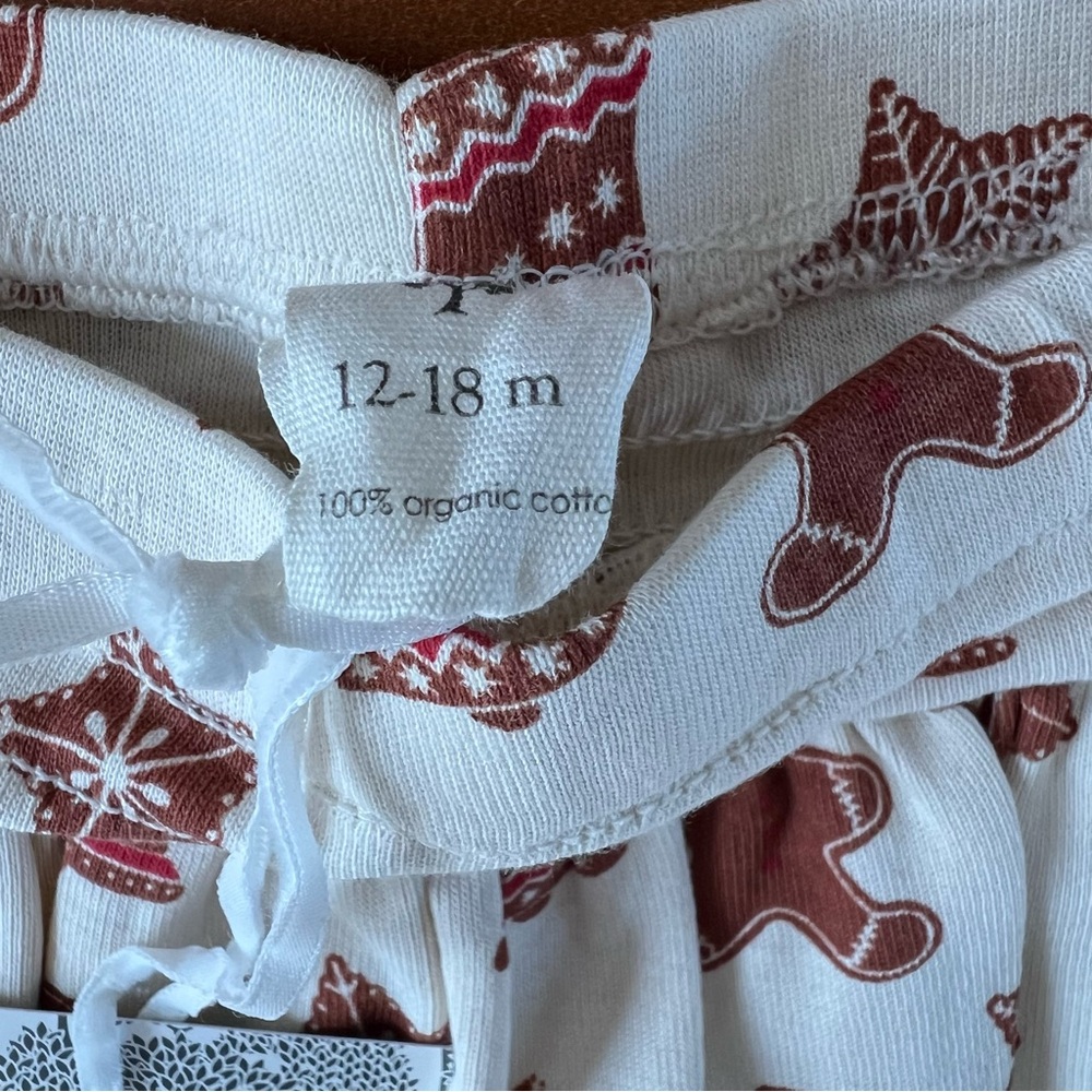 KATE QUINN Gingerbread Cookies Organic Cotton Coordinated Set, 12-18mo - Picture 9 of 11